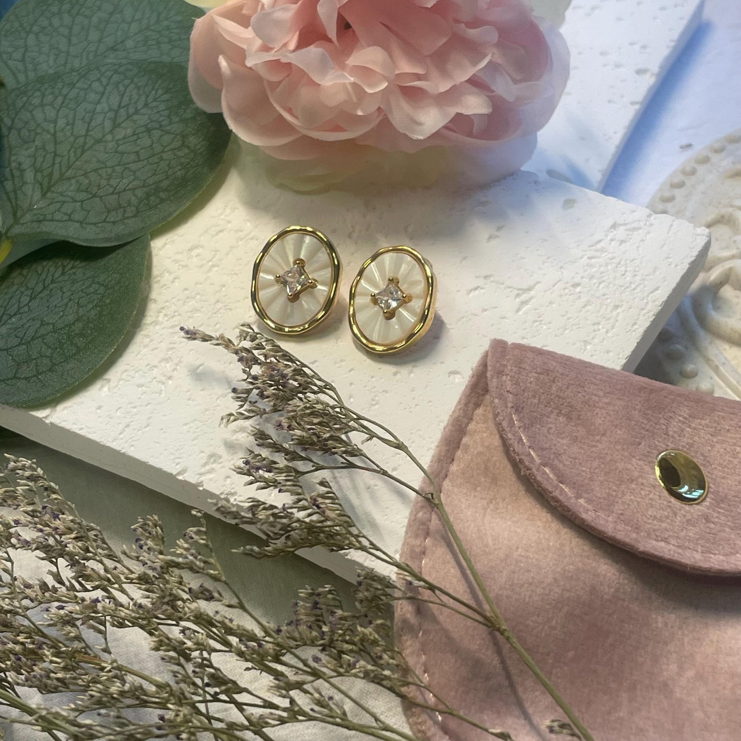 Elegant Mother Of Pearl Earring Shell Studs Earrings | Natural Pearl Oval Earring | Gold Framed Pearl Earring | Vintage Square rhinestones
