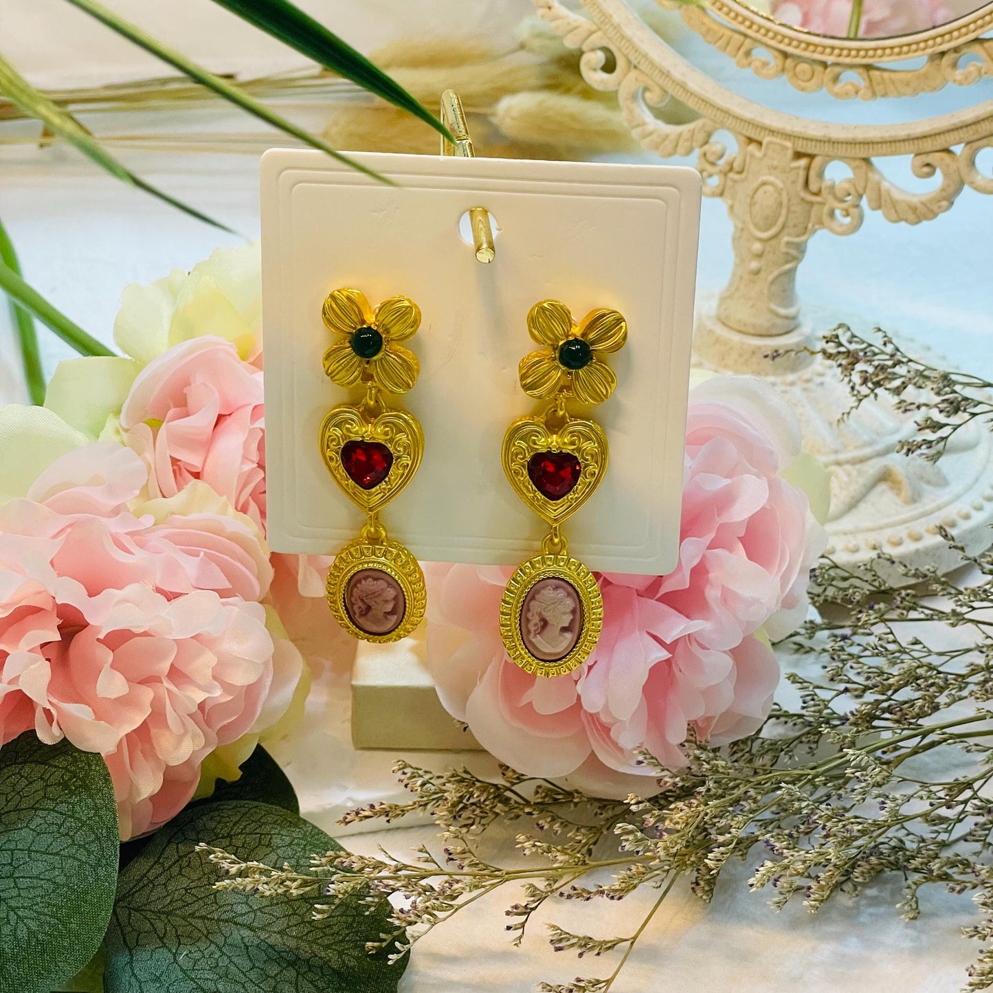 Medieval Flower dangle Studded Heart-shaped Earrings, Retro Exaggerated Red Heart Earring, Flower Earring Floral Earrings Pink Cameo Charms
