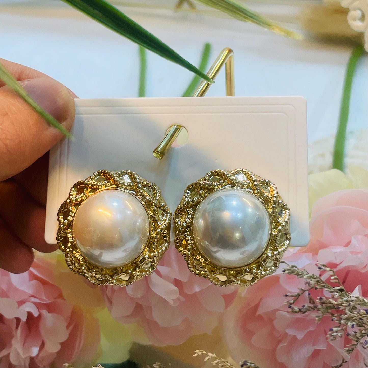Elegant Gold and Pearl Stud Earrings, Vintage Statement Jewelry Women, Chic Accessories, big pearl studs, large pearl earrings gift for her