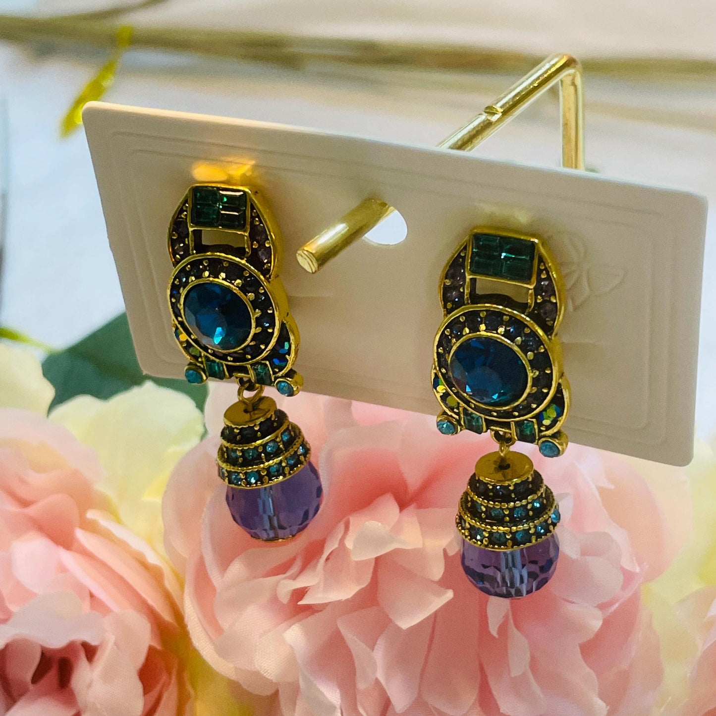 Vintage Clip on Gold tone Blue Crystal Drop Earrings, Elegant Blue Rhinestone Design, Gold Pearl Dangle Earrings Statement Jewelry Gifts