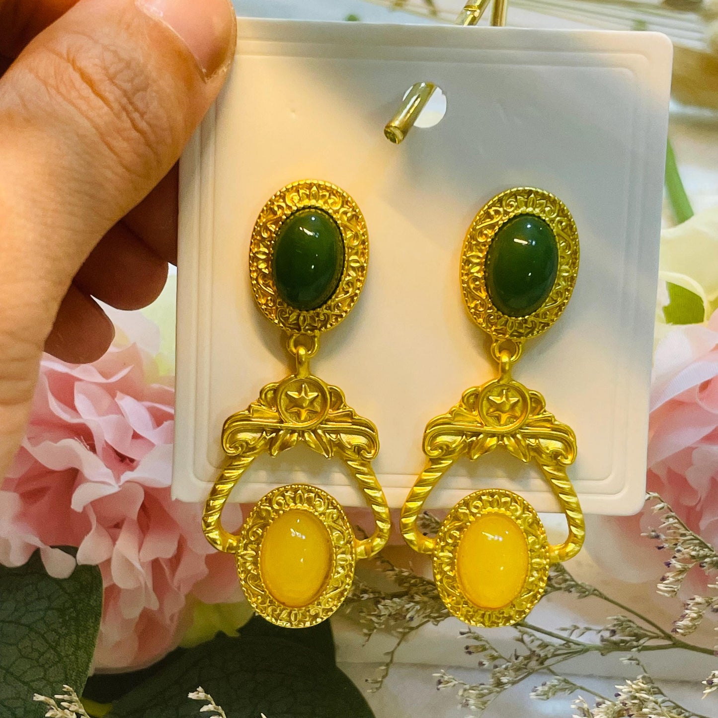 Elegant Gold Drop Earrings with Oval Green and Orange Gemstones, Intricate Statement Jewelry, Perfect Gift, Gold Dangle Earrings for Her