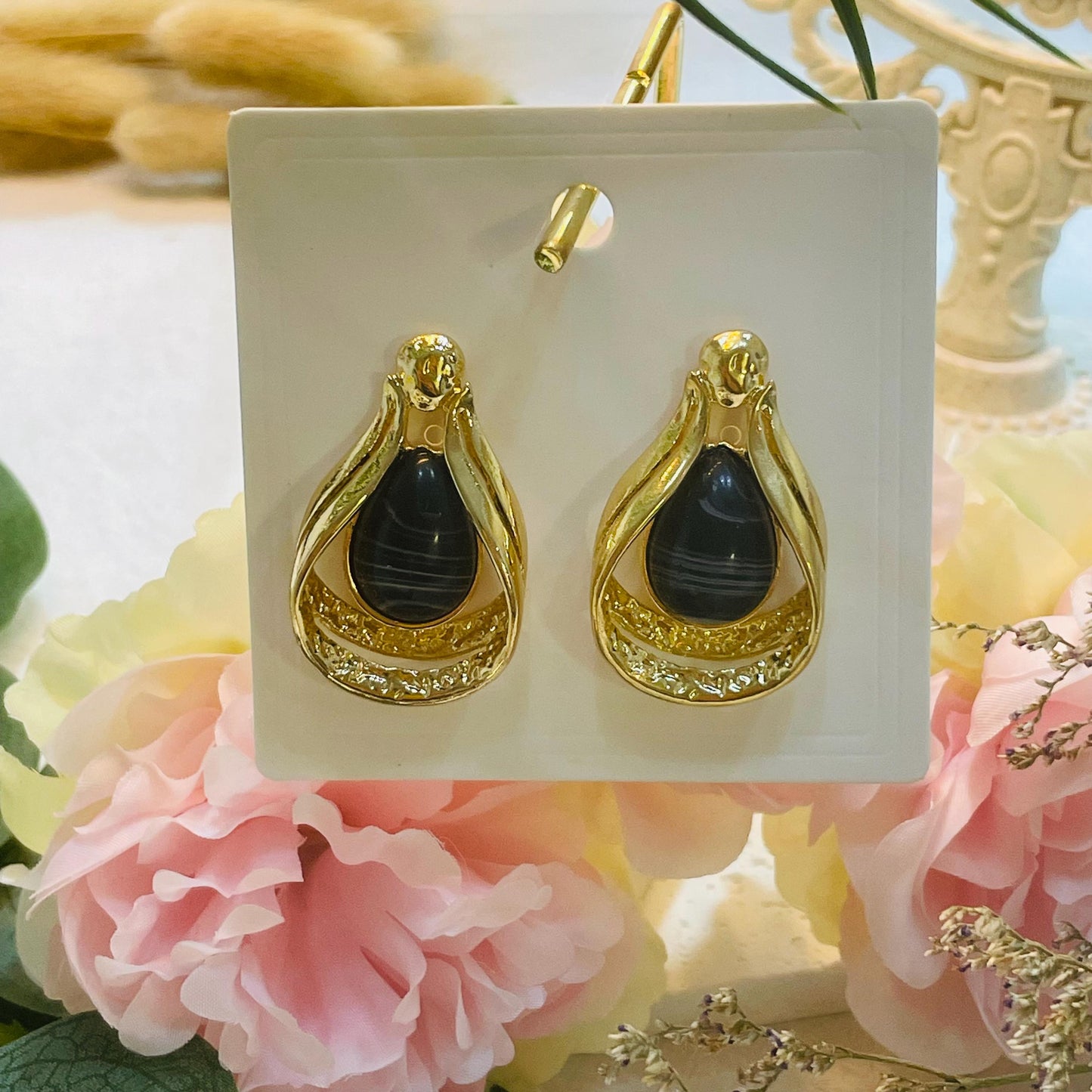 Elegant Gold and Black Crystal Stud Earrings, Intricate Design, Gold Tone Statement Earrings, Perfect Gift for Her black stone stud earrings