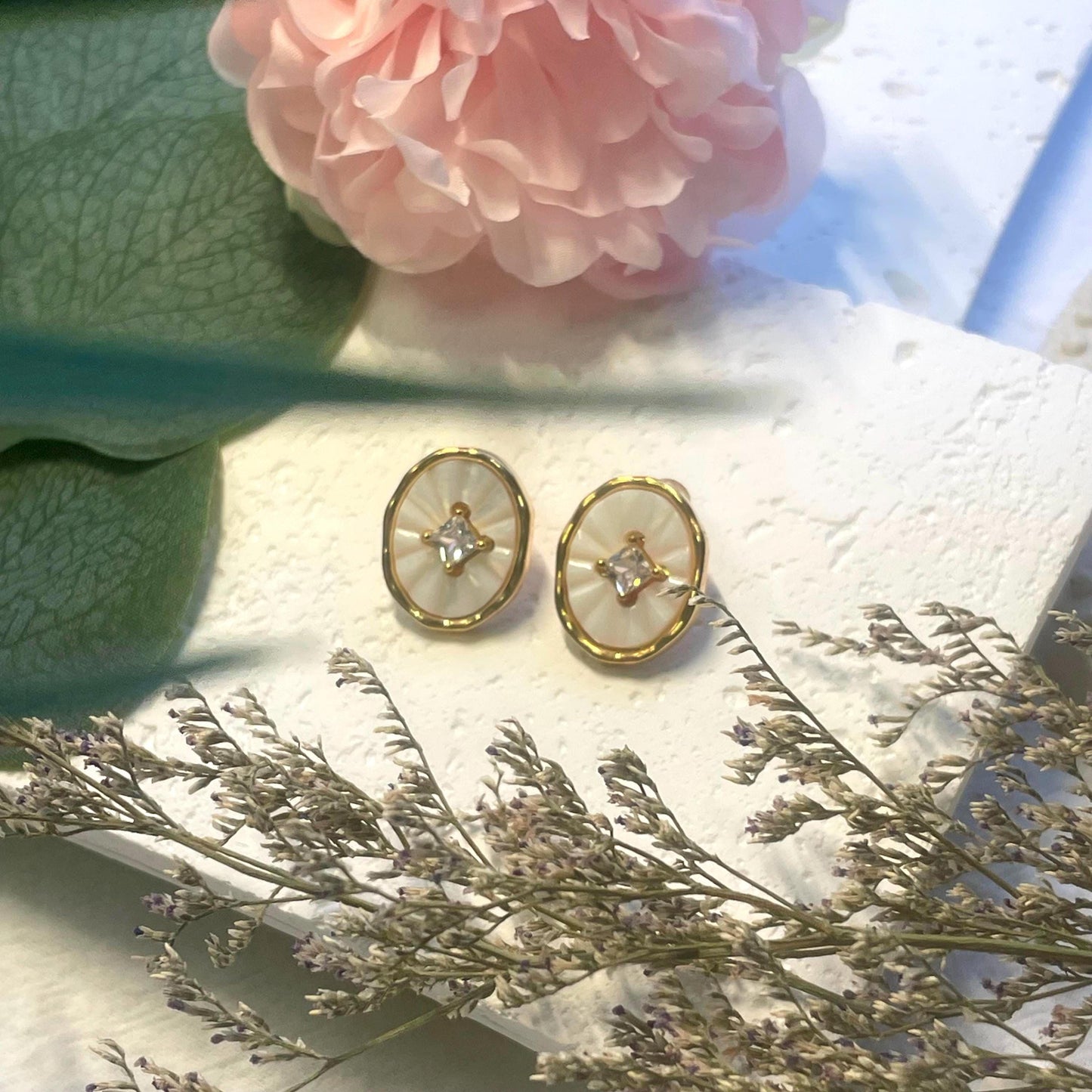 Elegant Mother Of Pearl Earring Shell Studs Earrings | Natural Pearl Oval Earring | Gold Framed Pearl Earring | Vintage Square rhinestones