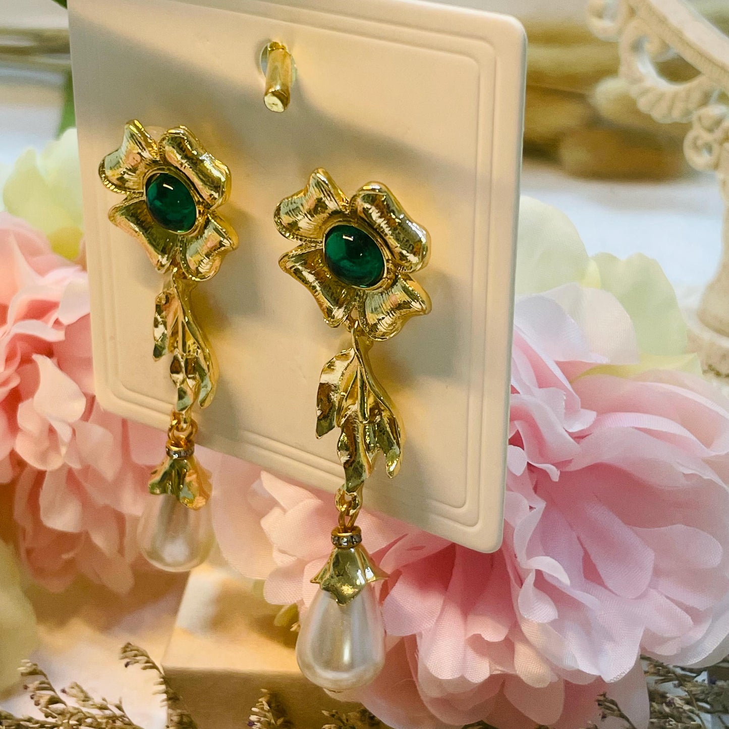 Long earrings with flowers, green crystals and pearls | Emerald Pearl Drop Earrings Pearl Dangle Earrings Gold Pearl Vintage Emerald Jewelry