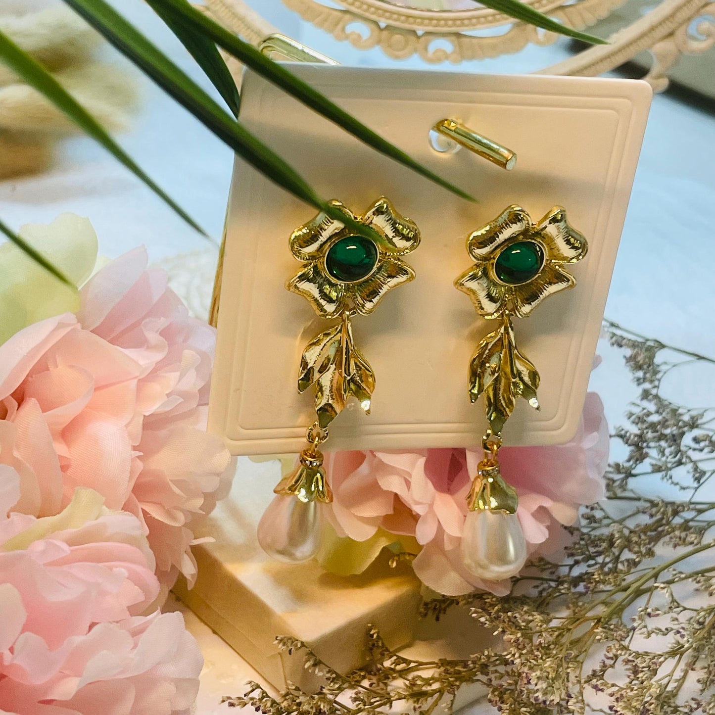Long earrings with flowers, green crystals and pearls | Emerald Pearl Drop Earrings Pearl Dangle Earrings Gold Pearl Vintage Emerald Jewelry