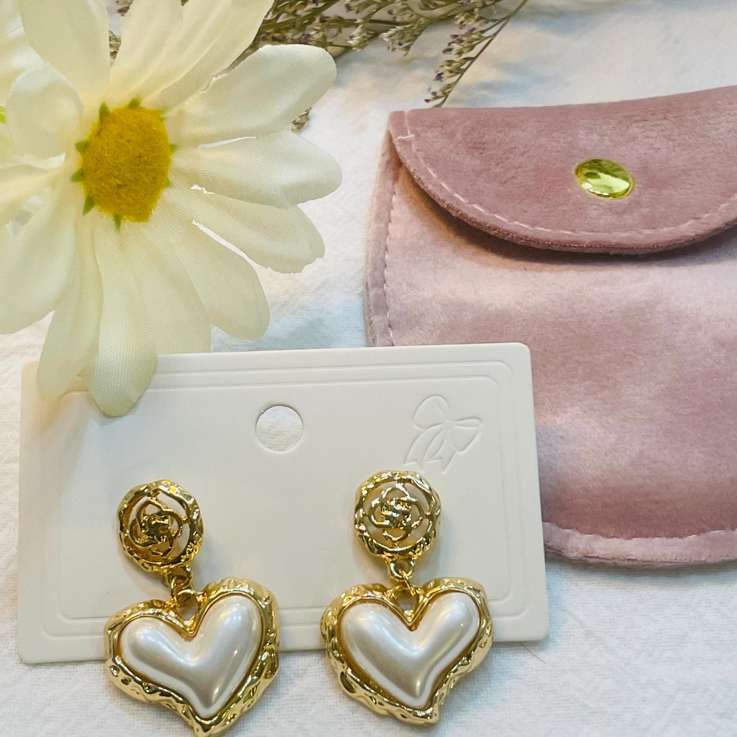 Elegant Gold and Pearl Stud Earrings, Vintage Statement Jewelry, gold heart earrings, heart shape pearl earrings, heart drop earrings gifts