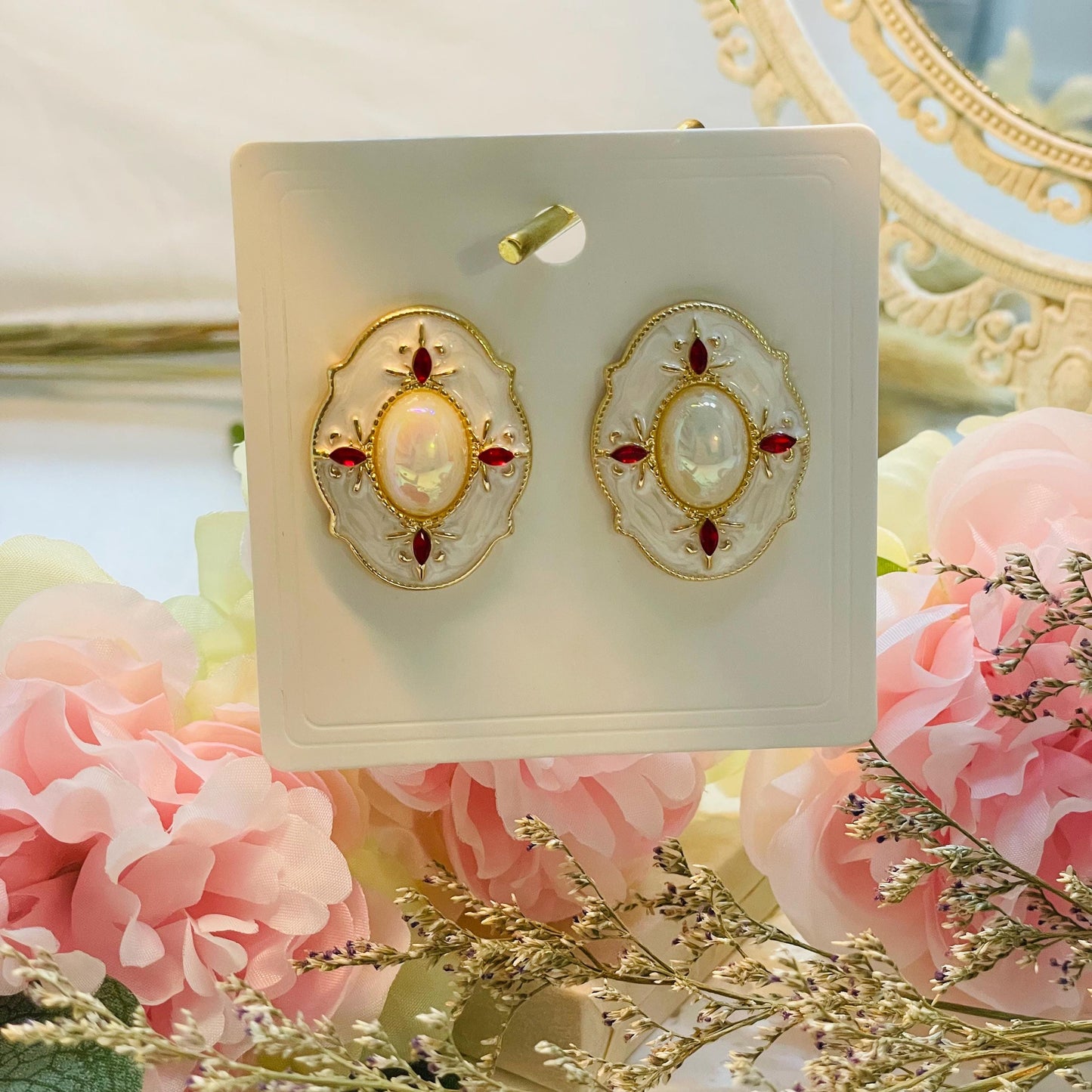 Elegant Gold Pearl and Ruby Stud Earrings, Vintage Floral Design, Gold Tone Pearl Stud Earrings, Statement Flower Stud Earrings Gift for Her