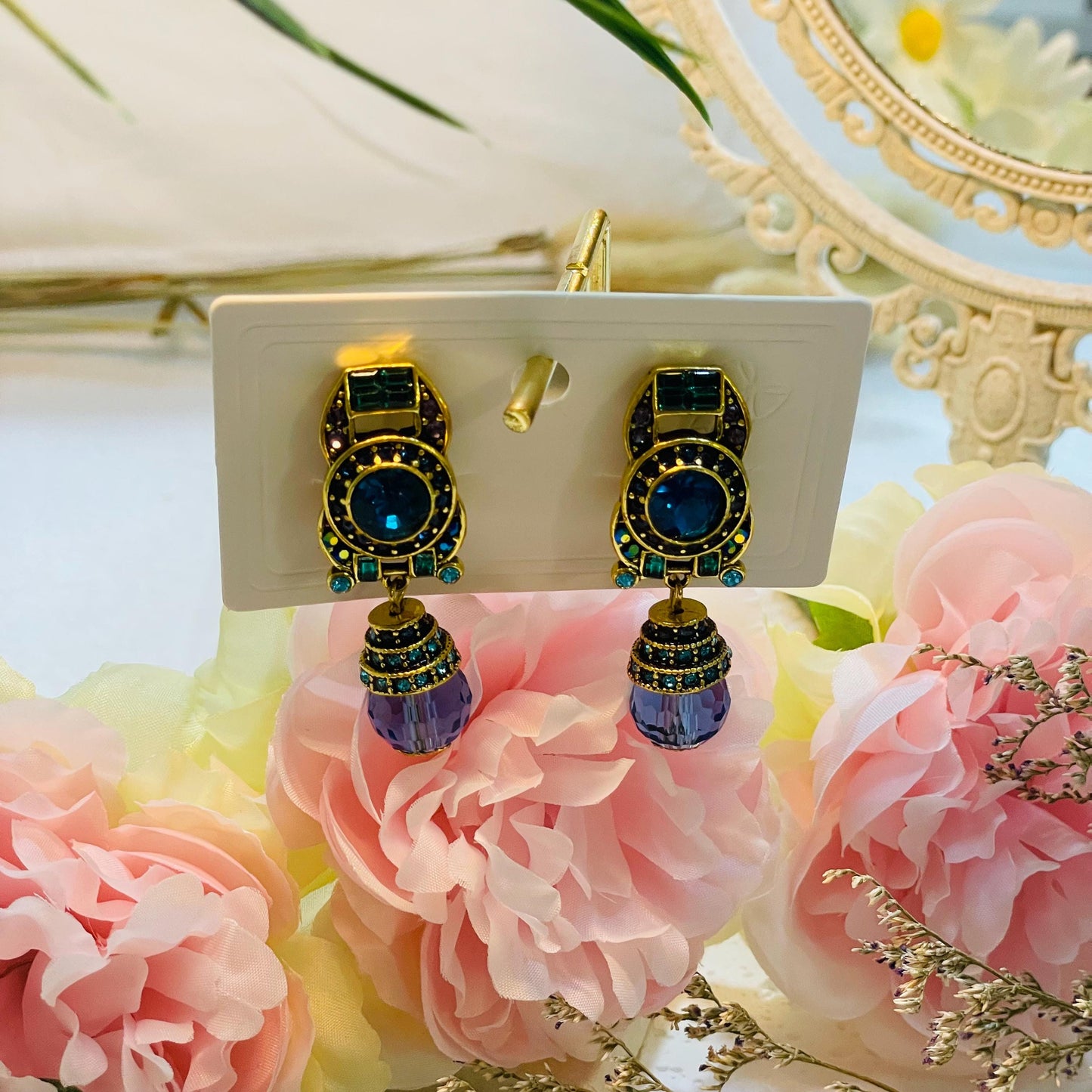Vintage Clip on Gold tone Blue Crystal Drop Earrings, Elegant Blue Rhinestone Design, Gold Pearl Dangle Earrings Statement Jewelry Gifts
