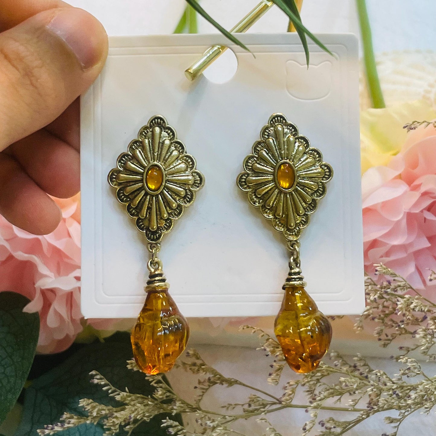 Vintage Amber Floral Glass Drop Earrings, Elegant flower glass, Amber Rhinestone Dangle Earrings, Statement Jewelry, Perfect Gift for Her