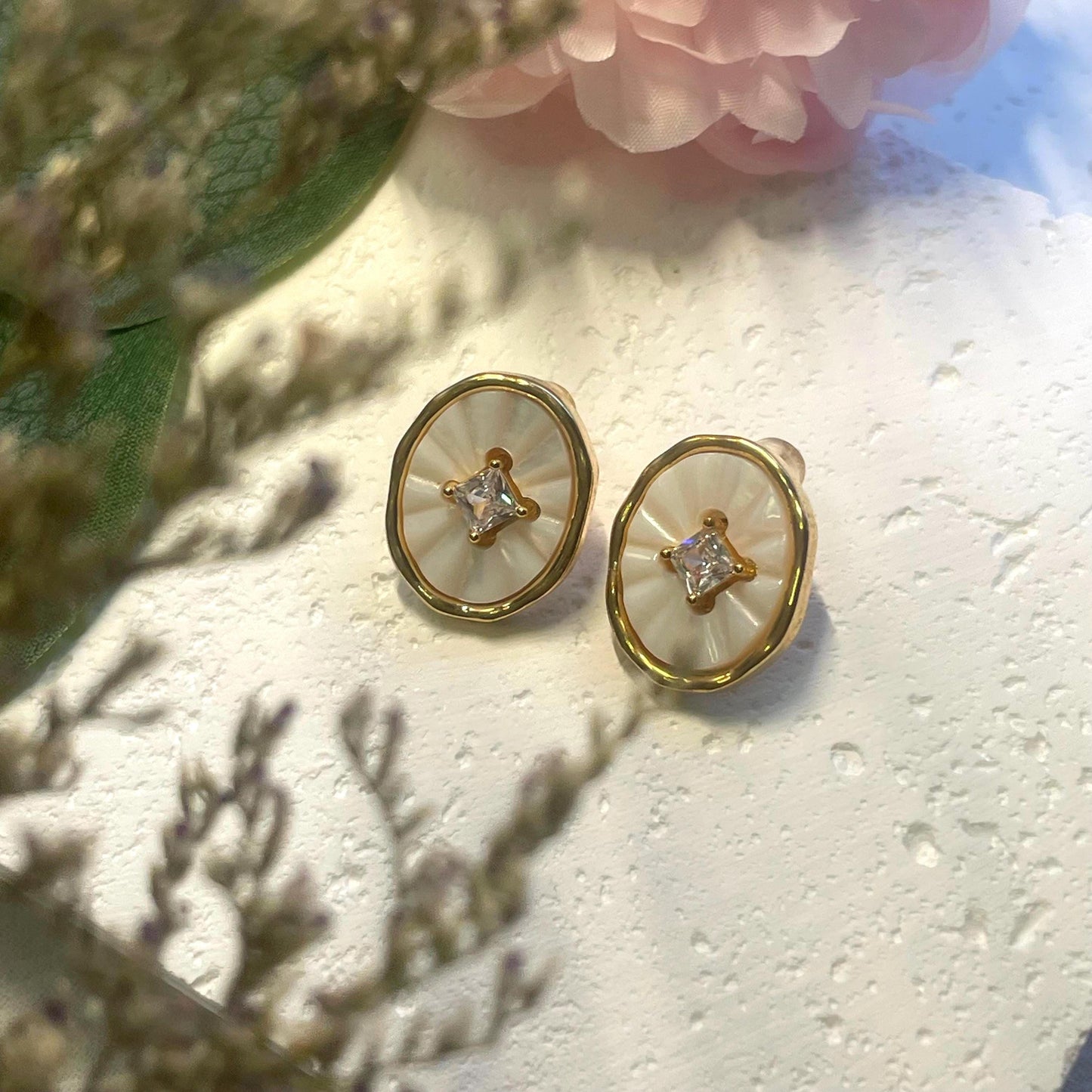 Elegant Mother Of Pearl Earring Shell Studs Earrings | Natural Pearl Oval Earring | Gold Framed Pearl Earring | Vintage Square rhinestones