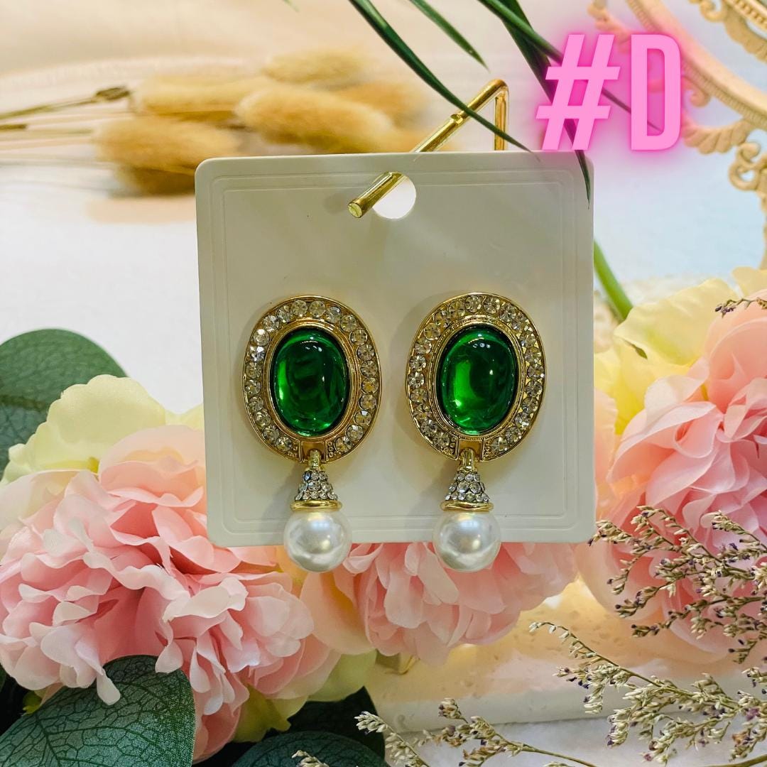 Mystery Earrings Bundle | Mystery jewelry grab bags, Custom mystery jewelry box, jewelry lot, bulk jewelry box Vintage Inspired Gift for Her