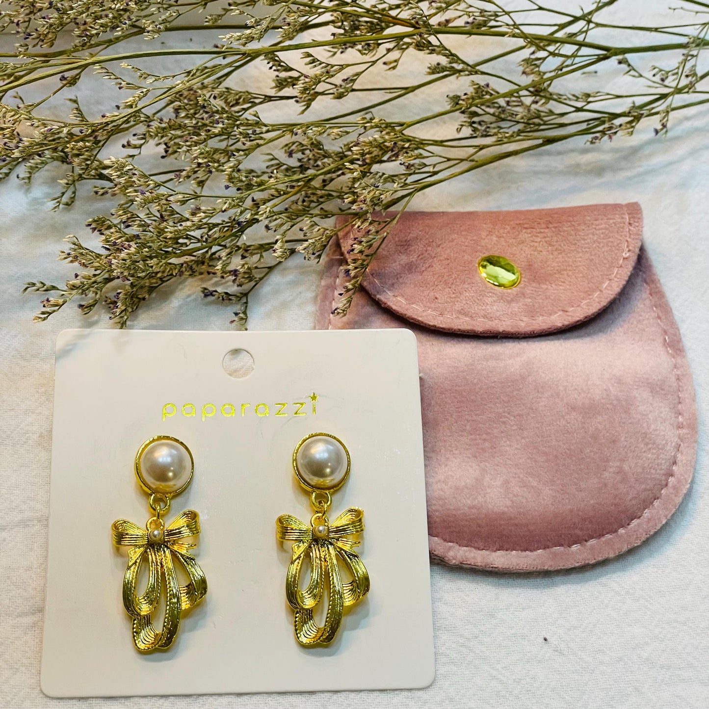 Elegant Gold tone Pearl Drop ribbon Earrings, Pearl Bow Earrings Gold Pearl Dangle Earrings Statement Jewelry Gift for Her Ribbon Bow Dangle