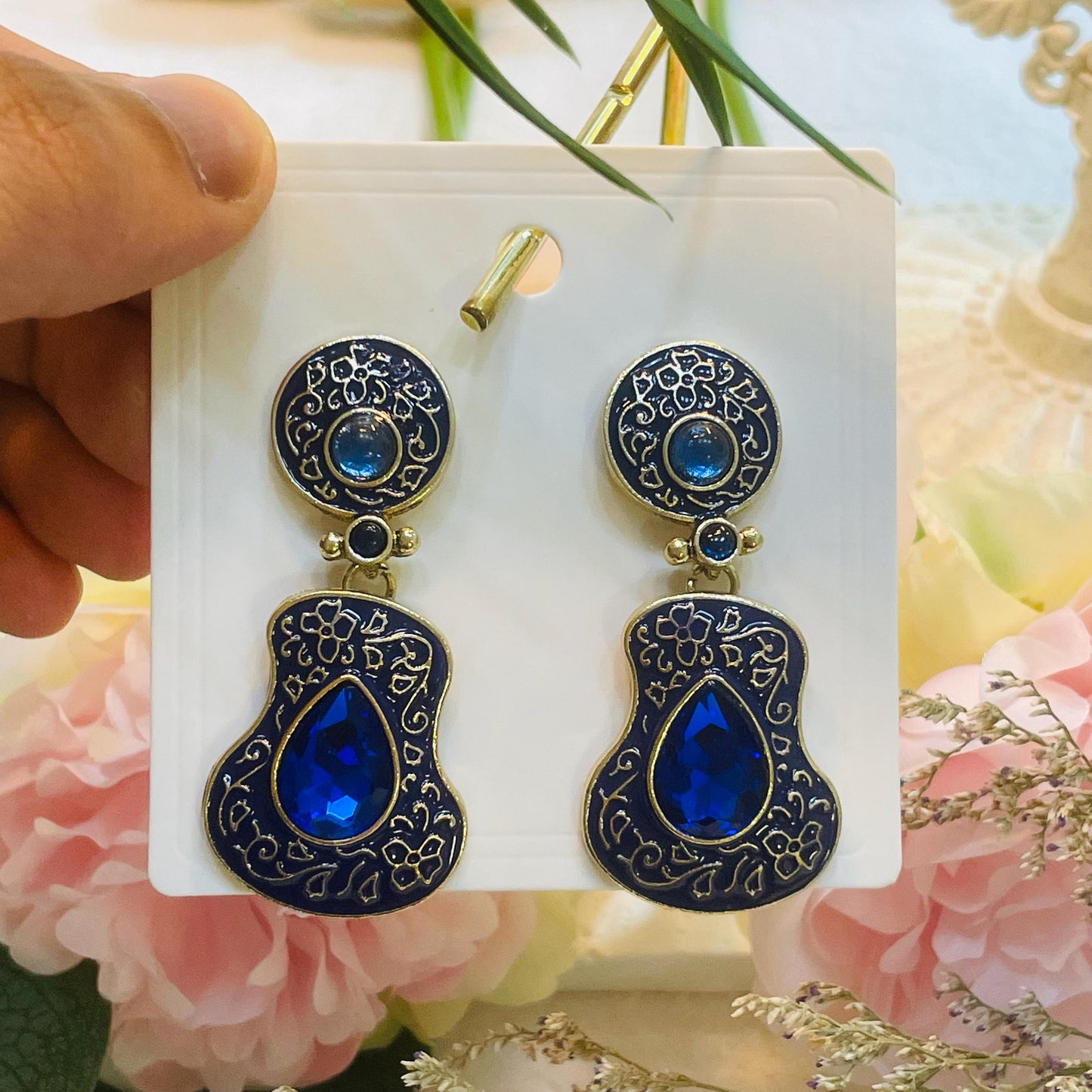 Elegant Blue Crystal Drop Earrings, Vintage Floral Design, retro Blue Rhinestone Dangle Earrings Gold Tone Statement Jewelry Gift for Her