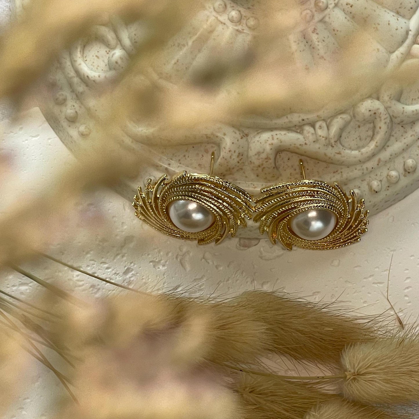 Retro Boho Spiral Earrings, VTG Spiral Stud Earrings with Faux Pearl | Circle Vortex Swirls  Earrings Wedding Pearl Earrings Bridal Jewelry