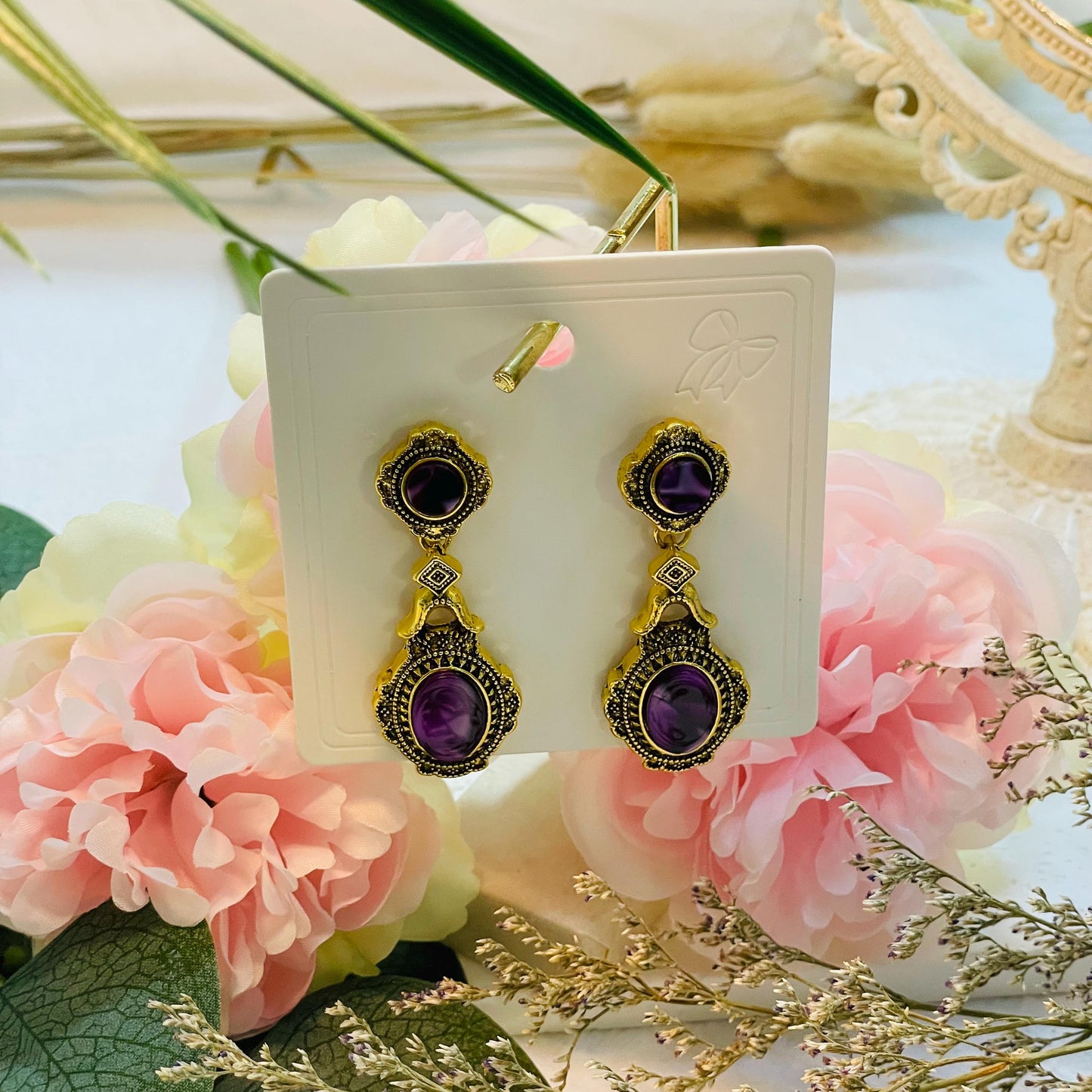 Vintage Gold Tone Purple Resin Beaded Dangle Earrings, Statement Gold Drop Purple Stone Pierce Earrings, purple retro drop earrings gift