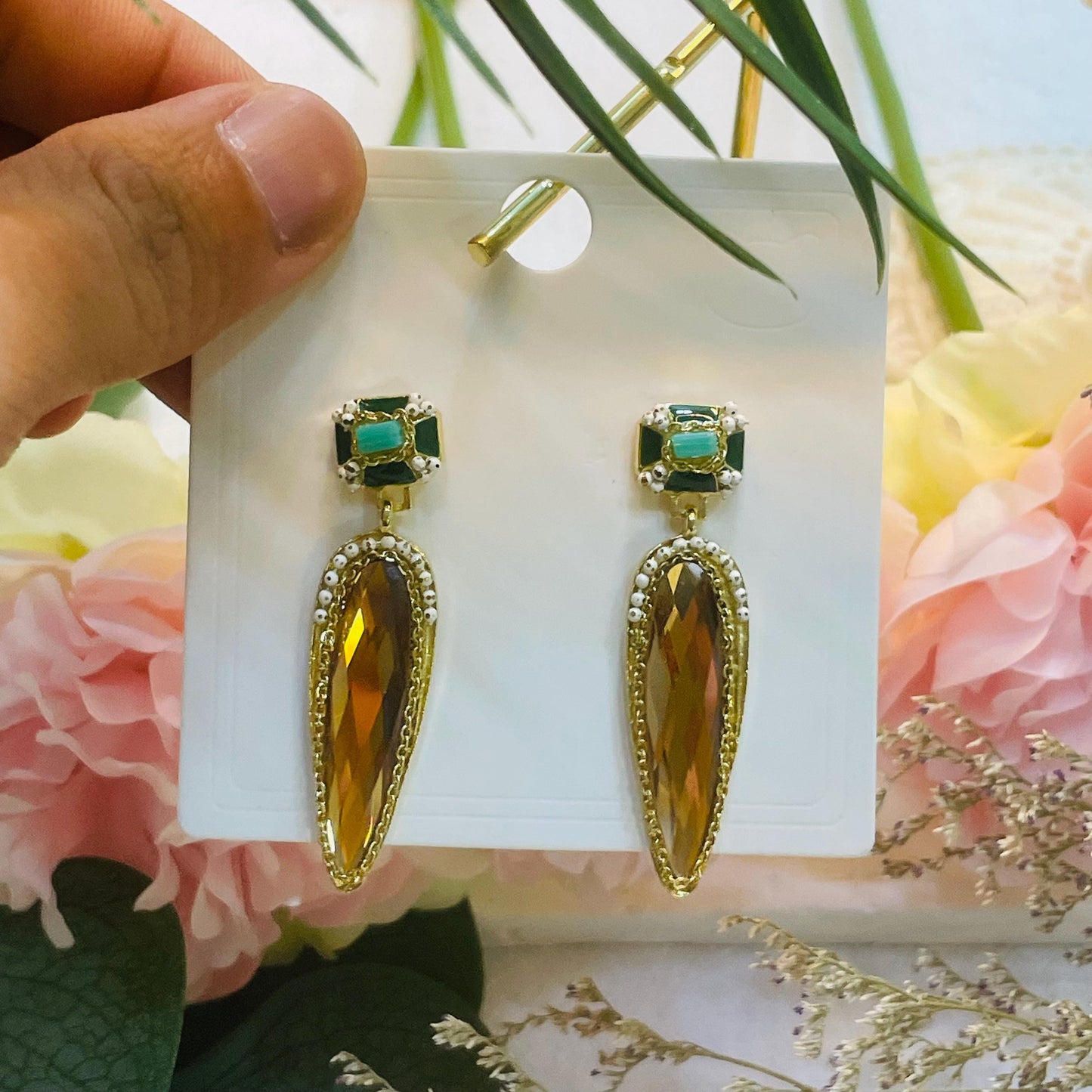 Elegant Gold and Crystal Drop Earrings, Stunning Amber Teardrop Design, Gold Crystal Dangle Earrings, Perfect Gift for Her Statement Jewelry
